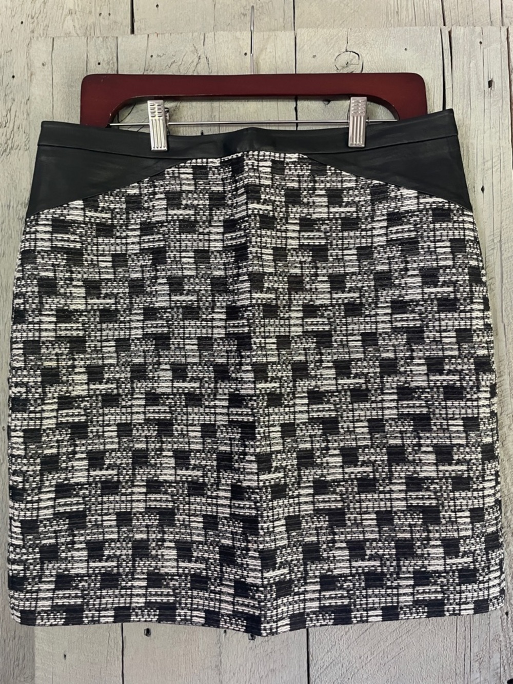 Ann Taylor Black and White Tweed Pencil Skirt
